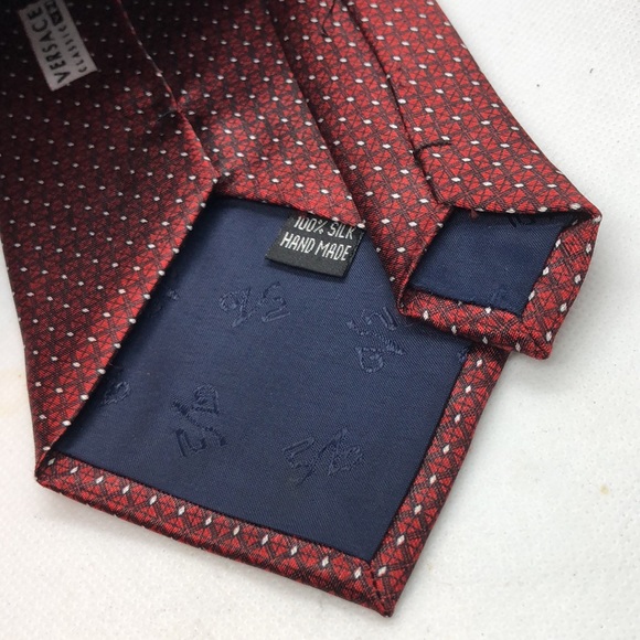 Versace Classic V2 100% Silk Handmade Necktie